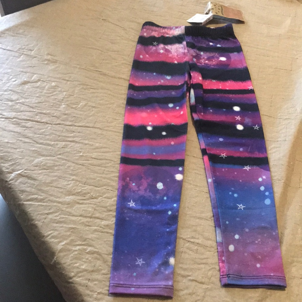NEW Denny’s girls galaxy leggings Size 6